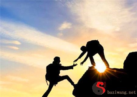 命中多贵人相助的八字特征 命中多贵人相助的八字特征