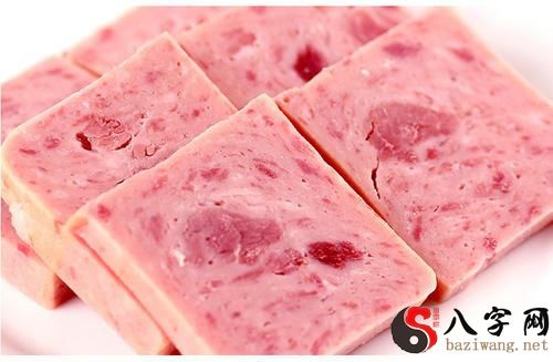 梦见一群小白猪