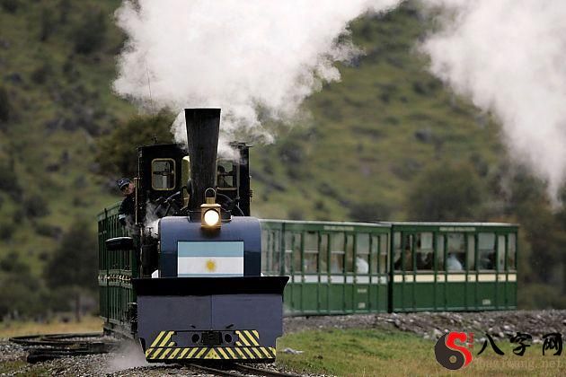 梦见发大水成功逃跑